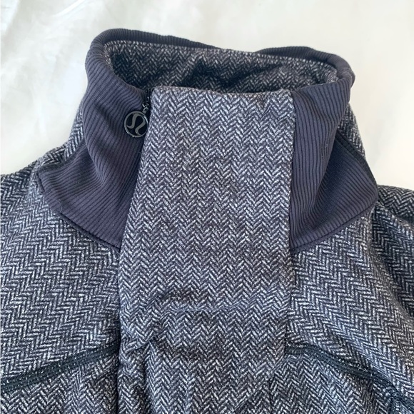 Lululemon Run Reflect Pullover - Picture 5 of 7